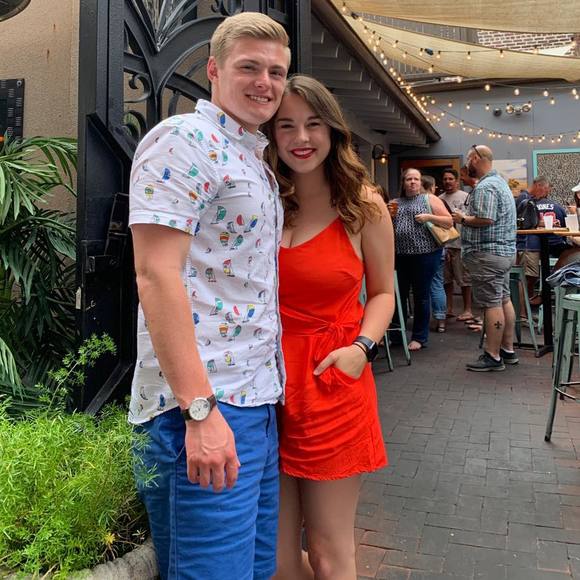 Profile Picture of Michaela Buttler (@michaelabuttler) on Poshmark