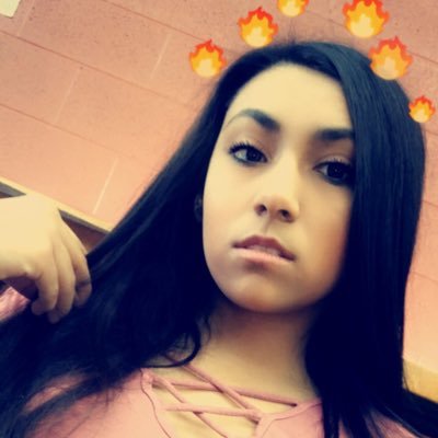 Profile Picture of Olivia De La Cruz (@LivDeLaCruz19) on Twitter