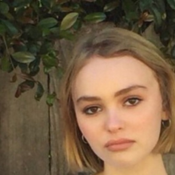 Profile Picture of Aline D (@citygirl102) on Poshmark