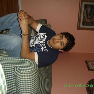 Gil Guillen - Myspace Profile Picture of Gil Guillen (@144510976) on Myspace