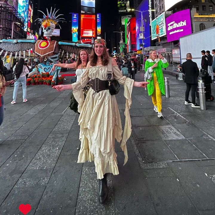 Profile Picture of Maureen (@maureens0) on Tiktok