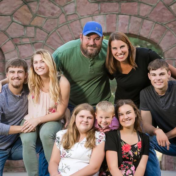 Profile Picture of Angela Syhre (@asyhre) on Poshmark