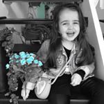 Profile Picture of Elaine & Isabelle (@isabelle_ellaine) on Instagram