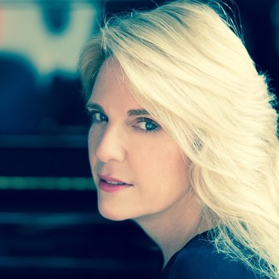 Profile Picture of Sara Carder (@CarderSara) on Twitter