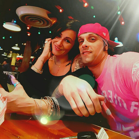 Profile Picture of Tommy Seals (@tseals2844) on Poshmark