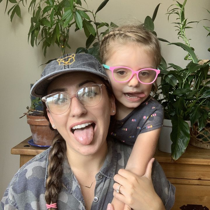 Profile Picture of Amanda Savino (@asavinoh) on Tiktok