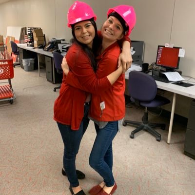 Profile Picture of Claudia Medina (@cmedina_tgt) on Twitter