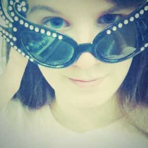 Profile Picture of Heather Kinder (@hmkyeahbuddy) on Myspace