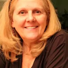 Profile Picture of Sharon Maclise (@SharonMaclise) on Twitter