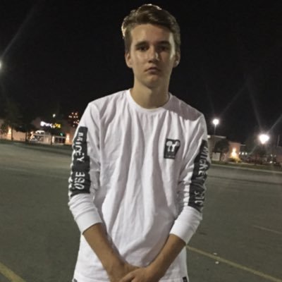 Profile Picture of Steven Cabana (@steven_cabana) on Twitter