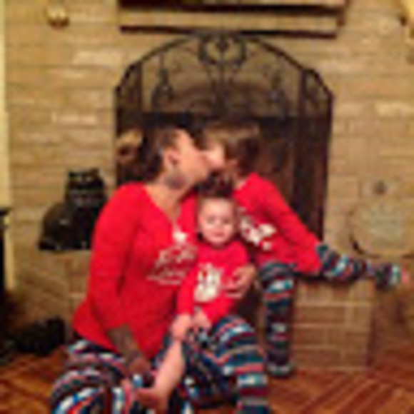 Profile Picture of Tabitha Nichols (@tnichols0729) on Poshmark