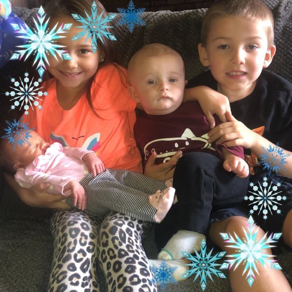 Profile Picture of Sherry Compton (@myfriendsara) on Poshmark