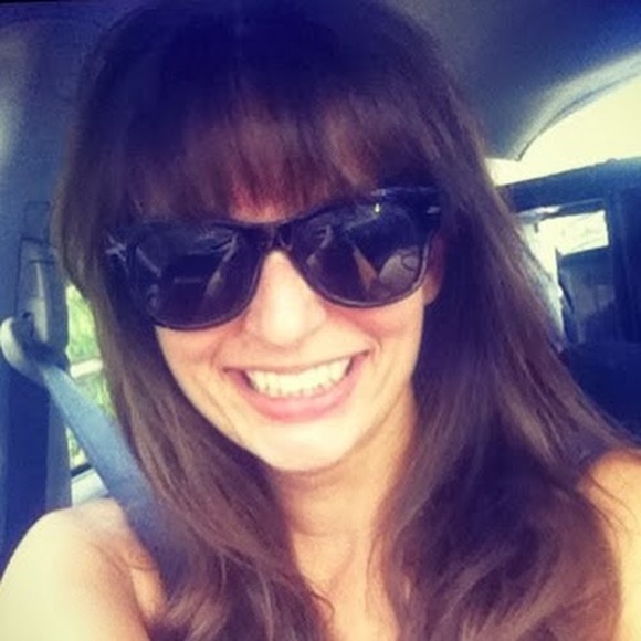 Jessica Buschur - Poshmark Profile Picture of Jessica Buschur (@jdthrift) on Poshmark