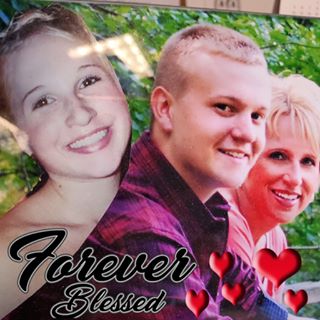 Profile Picture of Tammy Gottschalk (@tammy.gottschalk) on Facebook