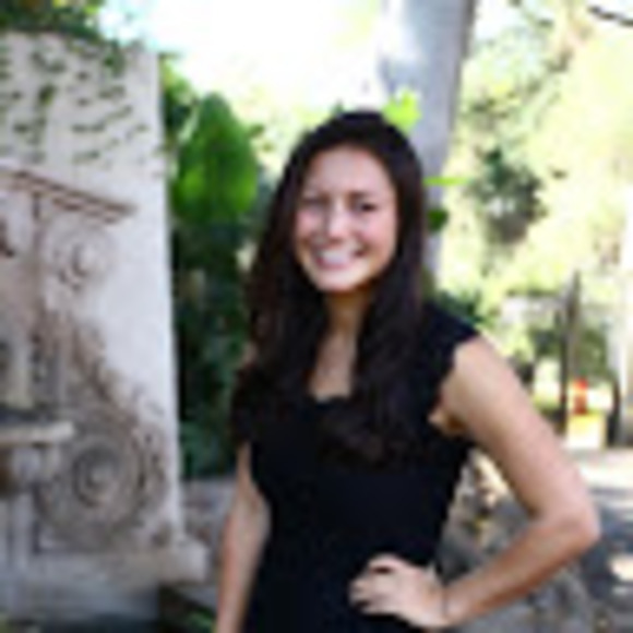 Profile Picture of Jordan Wong (@jtaylorwong) on Poshmark