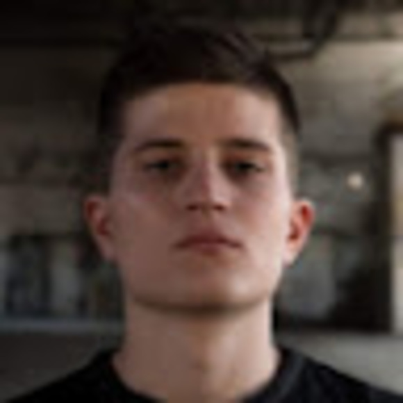 Profile Picture of Andrew Kurtti (@kurpet123) on Poshmark