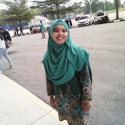 Profile Picture of Wansha (@ana_shahira) on Twitter