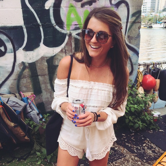 Profile Picture of Claire Ballay (@clairebal) on Poshmark