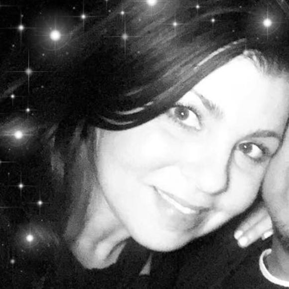 Profile Picture of Nicole Portuese (@nicole418) on Poshmark