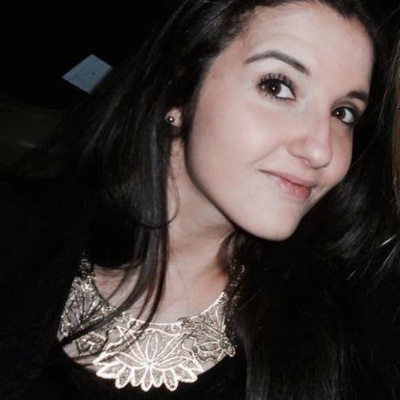 Profile Picture of Justine Toye (@justinetoye) on Poshmark