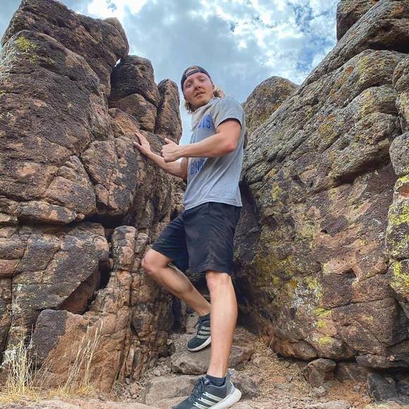 Profile Picture of Matt Fleming (@mryanfleming) on Poshmark