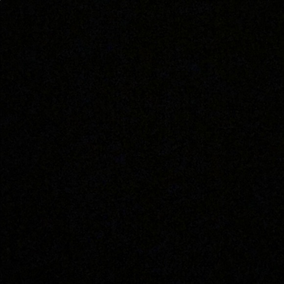 Profile Picture of Robert Mackenzie (@robokingz215) on Poshmark