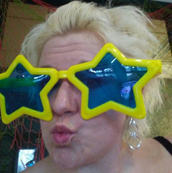 Profile Picture of Cory Gowell (@gowell32) on Poshmark