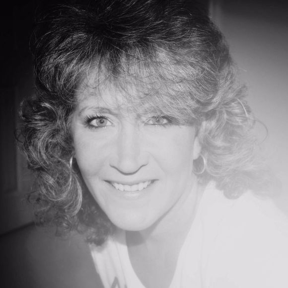 Profile Picture of Lisa Mcfadden (@lmmcfadden) on Poshmark