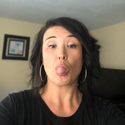 Profile Picture of Karen Pollock (@LadiKatt) on Twitter