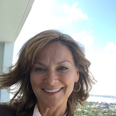 Profile Picture of Lori Anne Pollock (@LoriAnnePolloc1) on Twitter