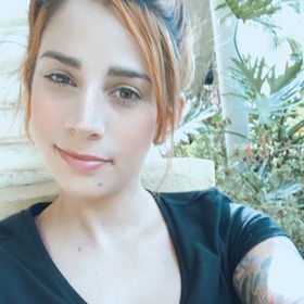 Profile Picture of Arielle Evans (@agevans21) on Pinterest