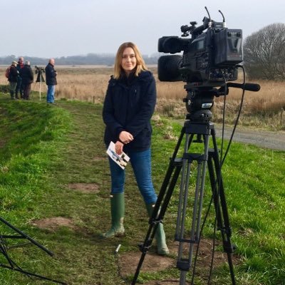 Profile Picture of Victoria Lampard (@viclamparditv) on Twitter