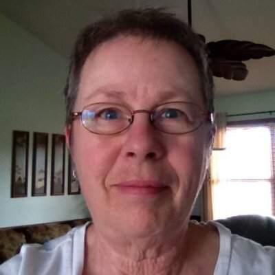 Profile Picture of Bonnie Wolfe (@grwolfie) on Twitter