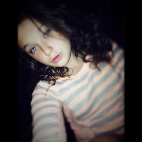 Profile Picture of Ashley Steed (@acs89) on Poshmark