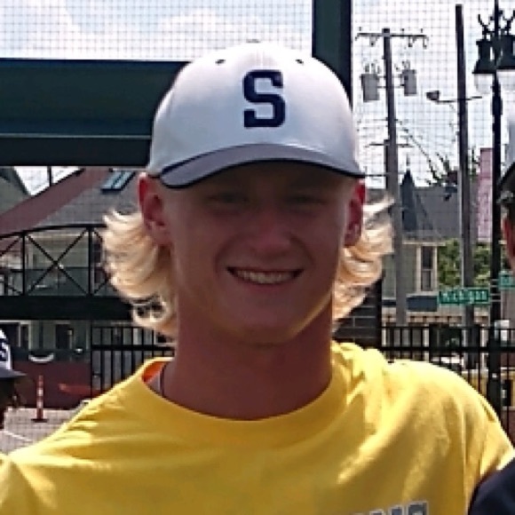 Profile Picture of Luke Braselton (@lukebraselton) on Poshmark