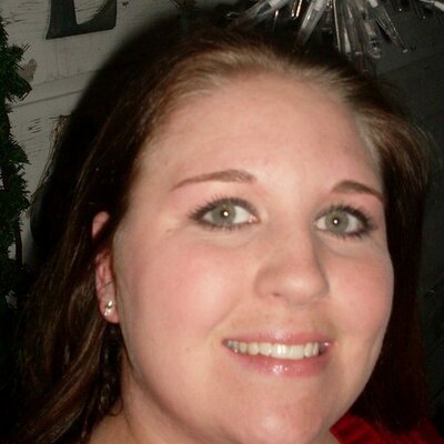 Profile Picture of Chrystal Chapman (@chrystallyn09) on Twitter