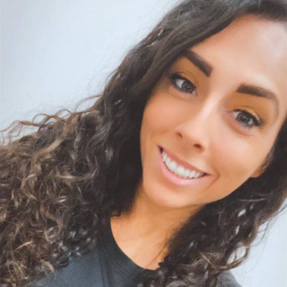 Profile Picture of Erica Sweany (@esweany) on Poshmark