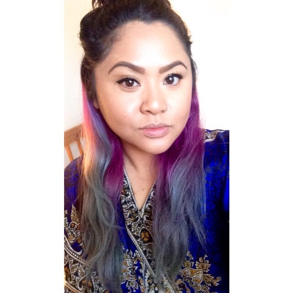 Karen Tabangcura - Poshmark Profile Picture of Karen Tabangcura (@karenbang) on Poshmark