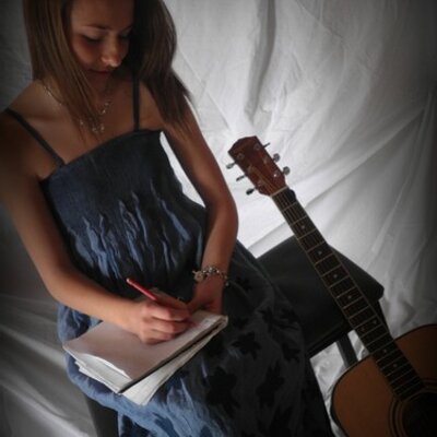 Profile Picture of Kseniya Belozerov (@guitarprincess5) on Twitter