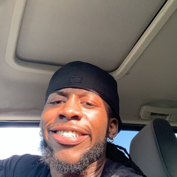 Profile Picture of Mark Ritchie (@mark_ritchie) on Poshmark