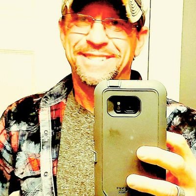 Profile Picture of David Kent Imboden (@difarmboy68) on Twitter