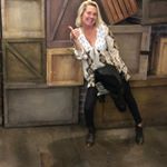 Profile Picture of Shelley Arends-Cornwell (@bohemiantinkerbell) on Instagram
