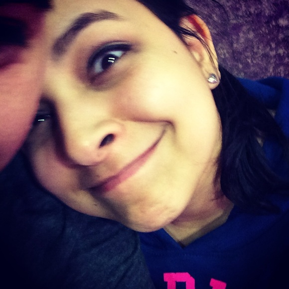 Profile Picture of Natalie Degrasse (@nattiepd1) on Poshmark