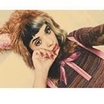 Profile Picture of melanie martinez is my queen👑 (@crybabymelaniexo) on Instagram