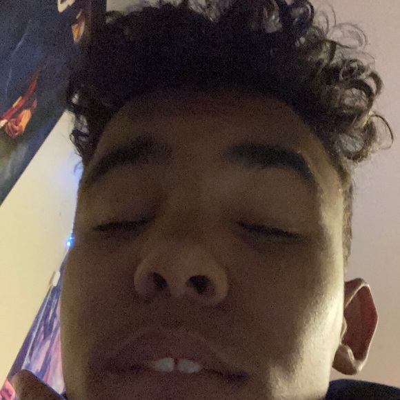 Profile Picture of Danny Ferguson (@dannyferguso677) on Poshmark