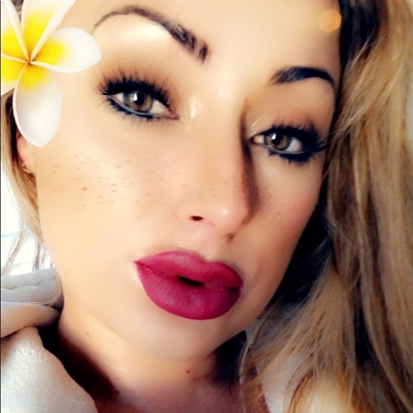 Profile Picture of Megan Maltby (@meganmaltby) on Poshmark