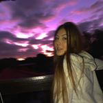 Profile Picture of JÚLIA 🌞 (@julia_kaminski) on Instagram