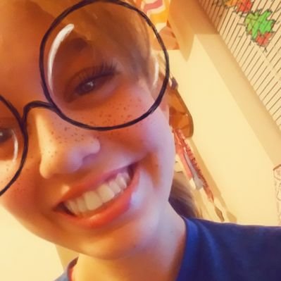 Profile Picture of Laura (@laura_fallin) on Twitter