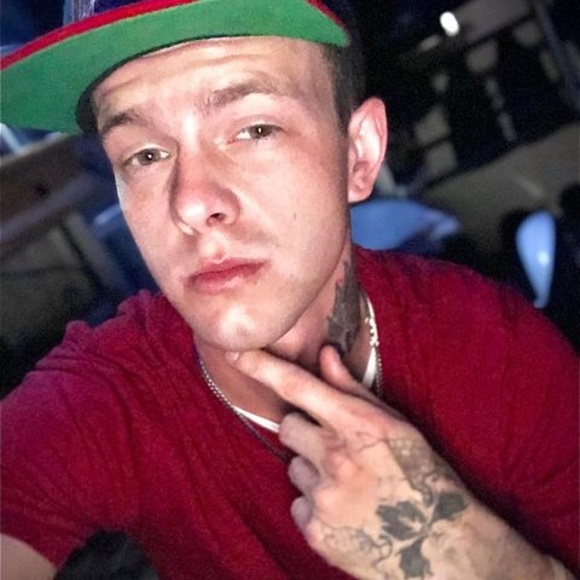 Profile Picture of Justin Self (@justinself96) on Poshmark