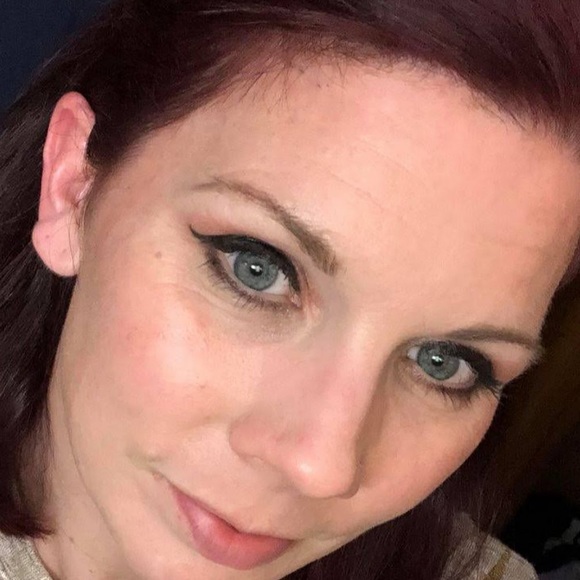 Profile Picture of Kimberly Steiner (@msksteiner) on Poshmark